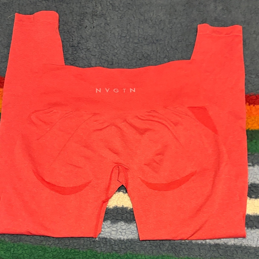 NVGTN Vibrant Red Active Leggings